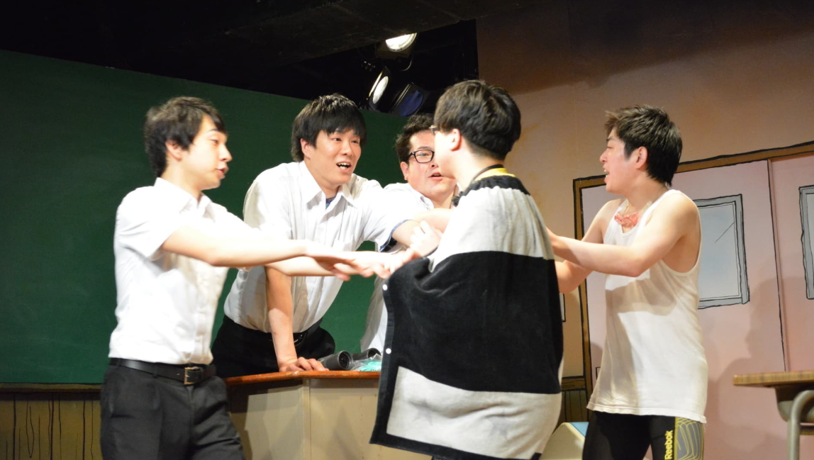 〈初心者向け観劇ツアー〉小劇場にコメディを観に行こう!【下北沢】